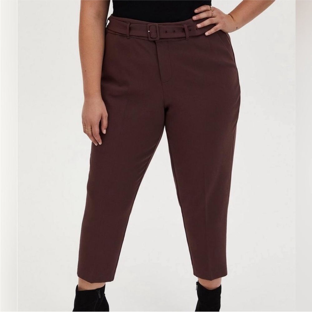 Torrid Cropped Pants with Belt Size 20